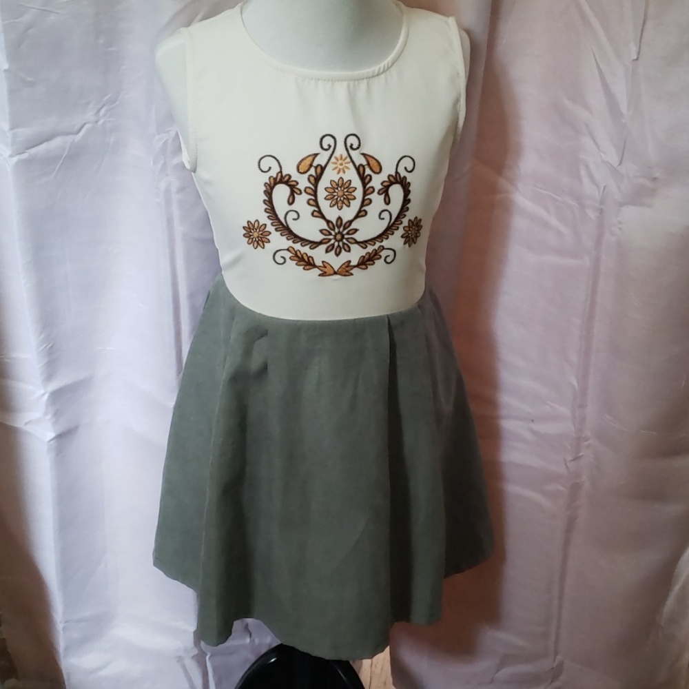 Hayden Girls boutique embroidered dress
